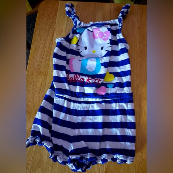 Hello Kitty One Piece Outfit Size 3T - Picture 1 of 6